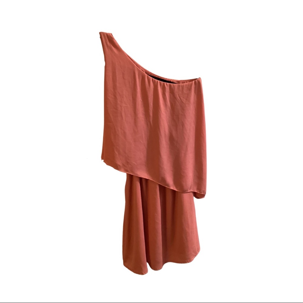 One shoulder mini dress in peach/coral